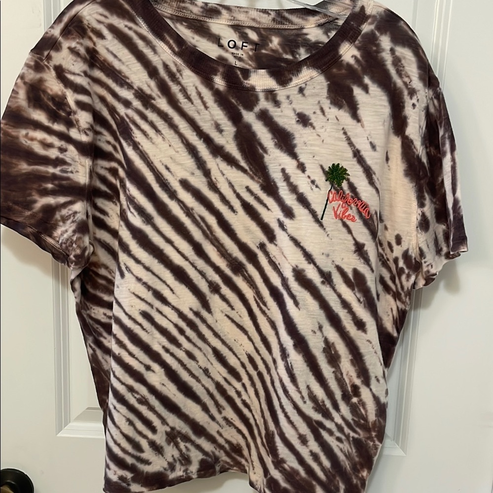 LOFT California Vibes Brown & Cream Tie-Dye Short Sleeve Tee Shirt - NWOT - L